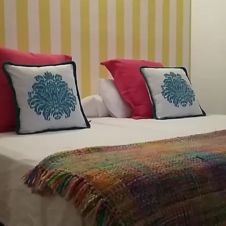Апартаменти Palmeras Beach *